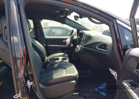 2025 Chrysler Pacifica Select из США, поврежденный, VIN 2C4RC1BGXSR530015